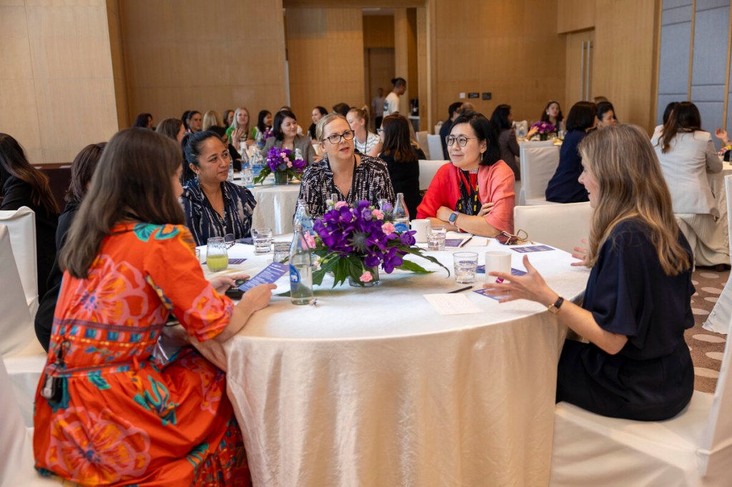 Women travel leaders in conversation at a roundtable during Skift's Women Leading Travel forum